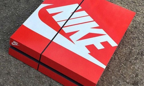 Dominic Lowman 以鞋盒为设计的 PS4 定制服务